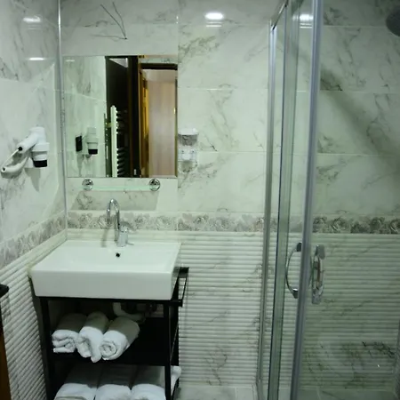 Hotel Ege *